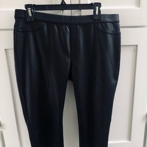 HUE Black "Leather" Jeggings - size L